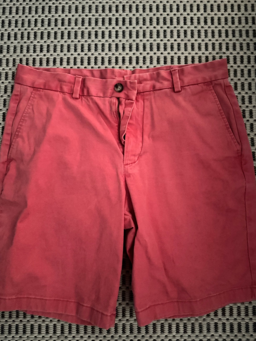 Vineyard Vines Men's Coral Pink Shorts